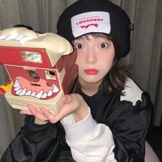危红禁色